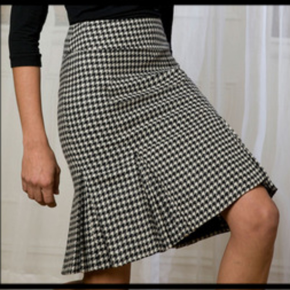 Wool skirt